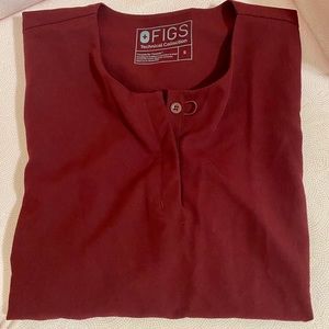 FIGS Burgundy ❤️ KASANE Scrub Top